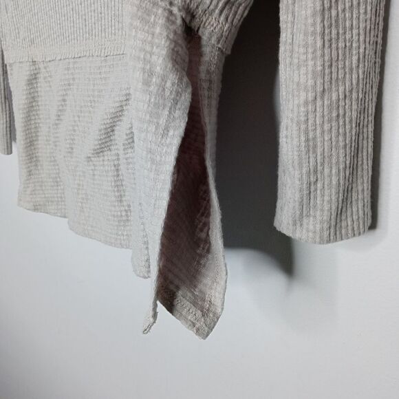 Bobeau gray mock neck thermal top - Picture 3 of 6